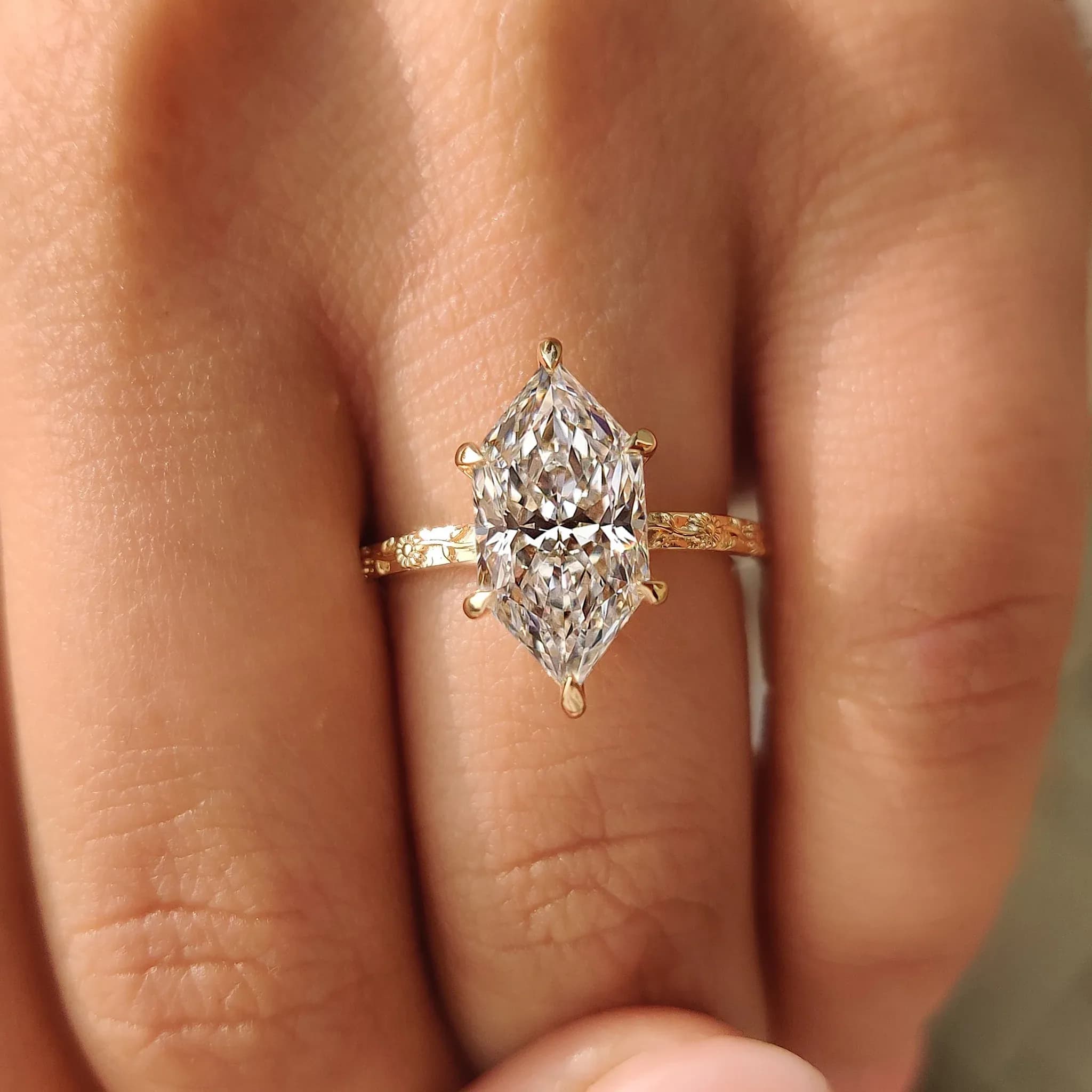 Vintage Inspired Dutch Marquise Engagement Ring in Sunflower Design | Engagement Ring for Women